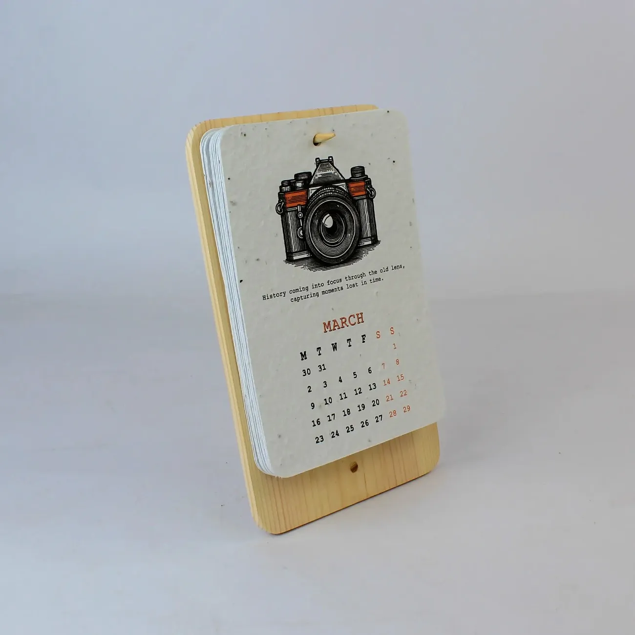 SIGNATURE PLANTABLE CALENDAR